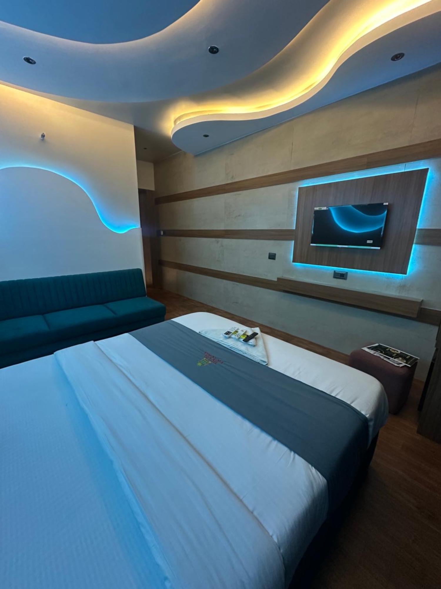 סוראט Hotel Victoria Prime מראה חיצוני תמונה