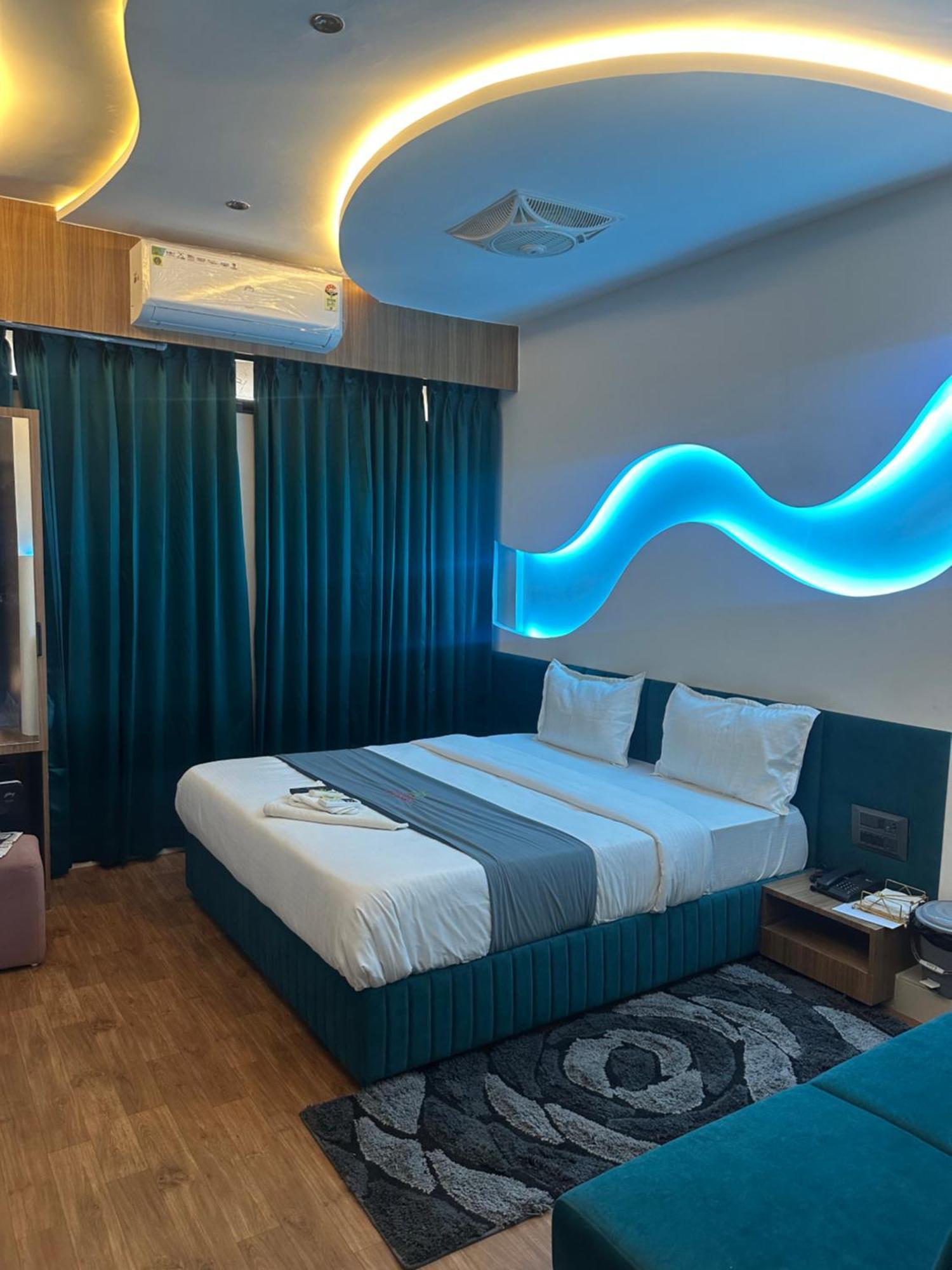 סוראט Hotel Victoria Prime מראה חיצוני תמונה