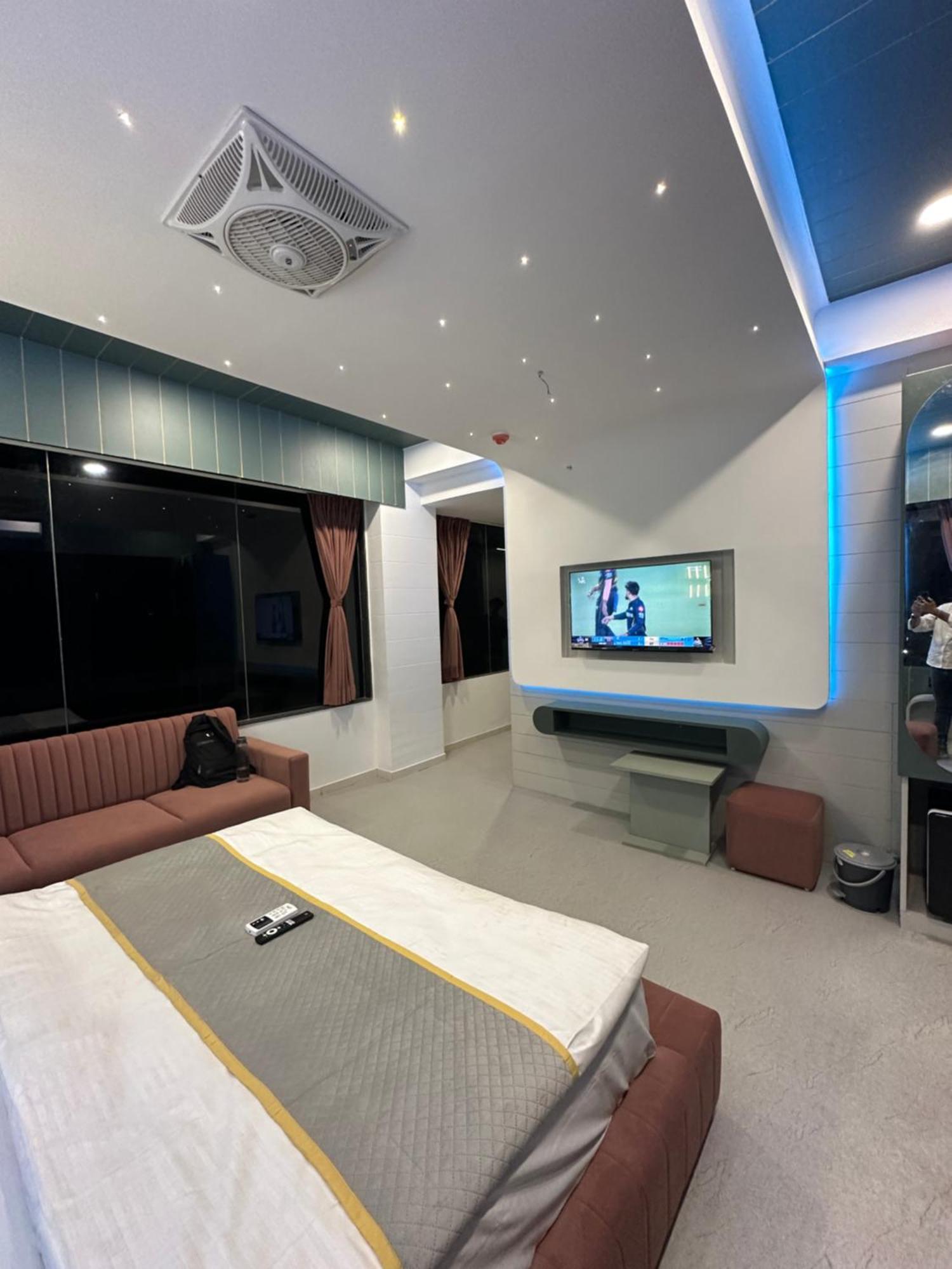 סוראט Hotel Victoria Prime מראה חיצוני תמונה