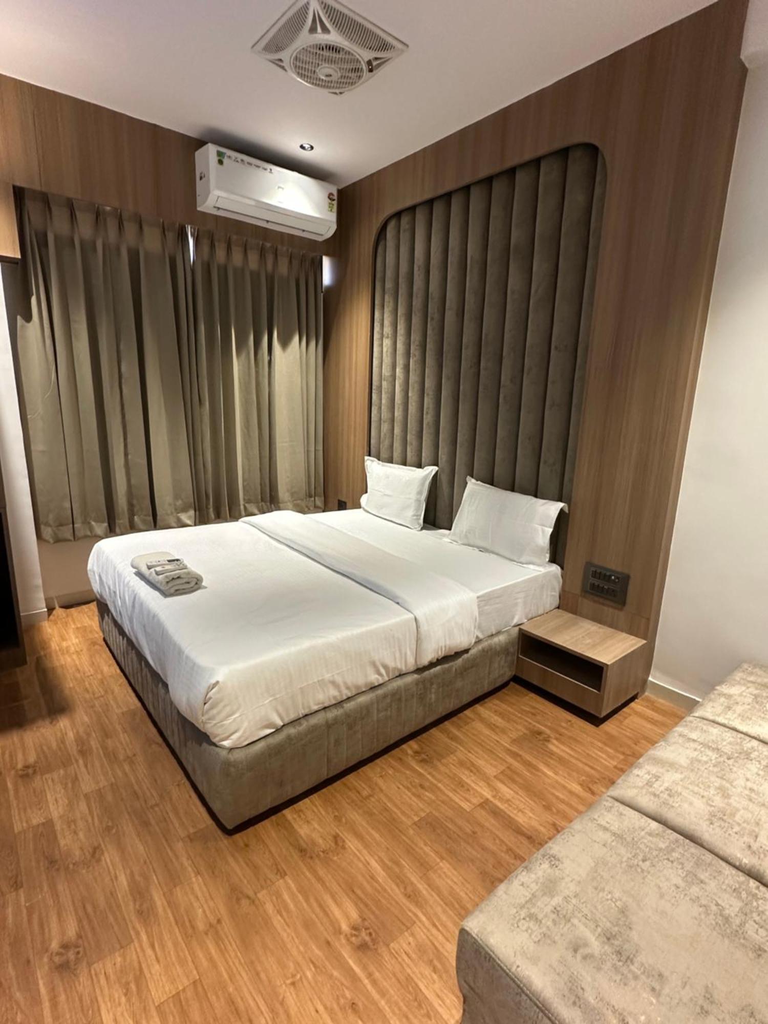סוראט Hotel Victoria Prime מראה חיצוני תמונה