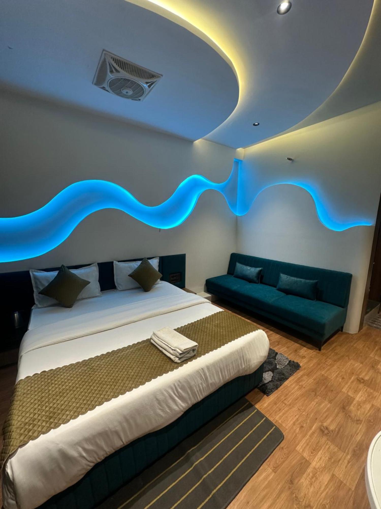 סוראט Hotel Victoria Prime מראה חיצוני תמונה
