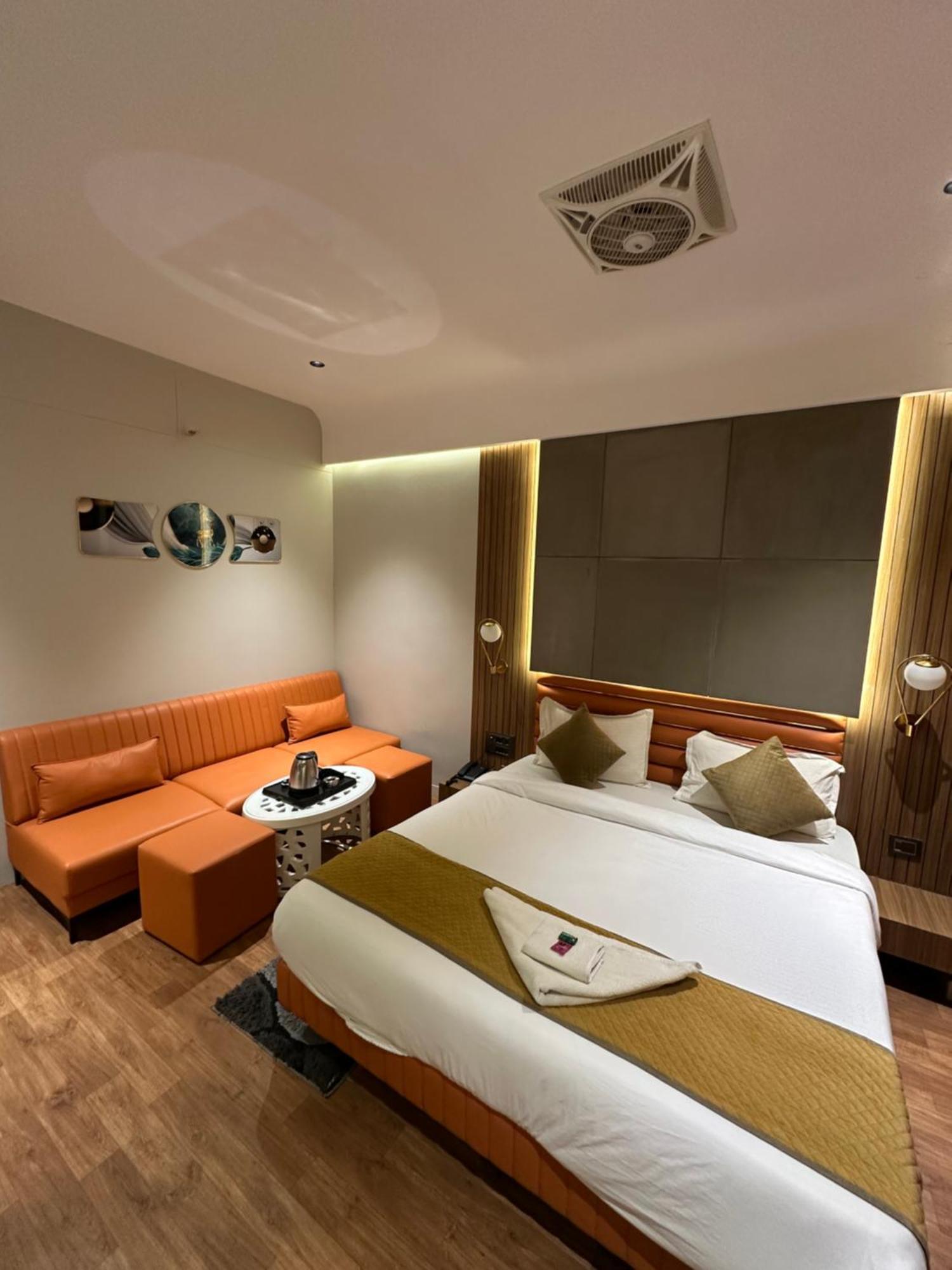 סוראט Hotel Victoria Prime מראה חיצוני תמונה